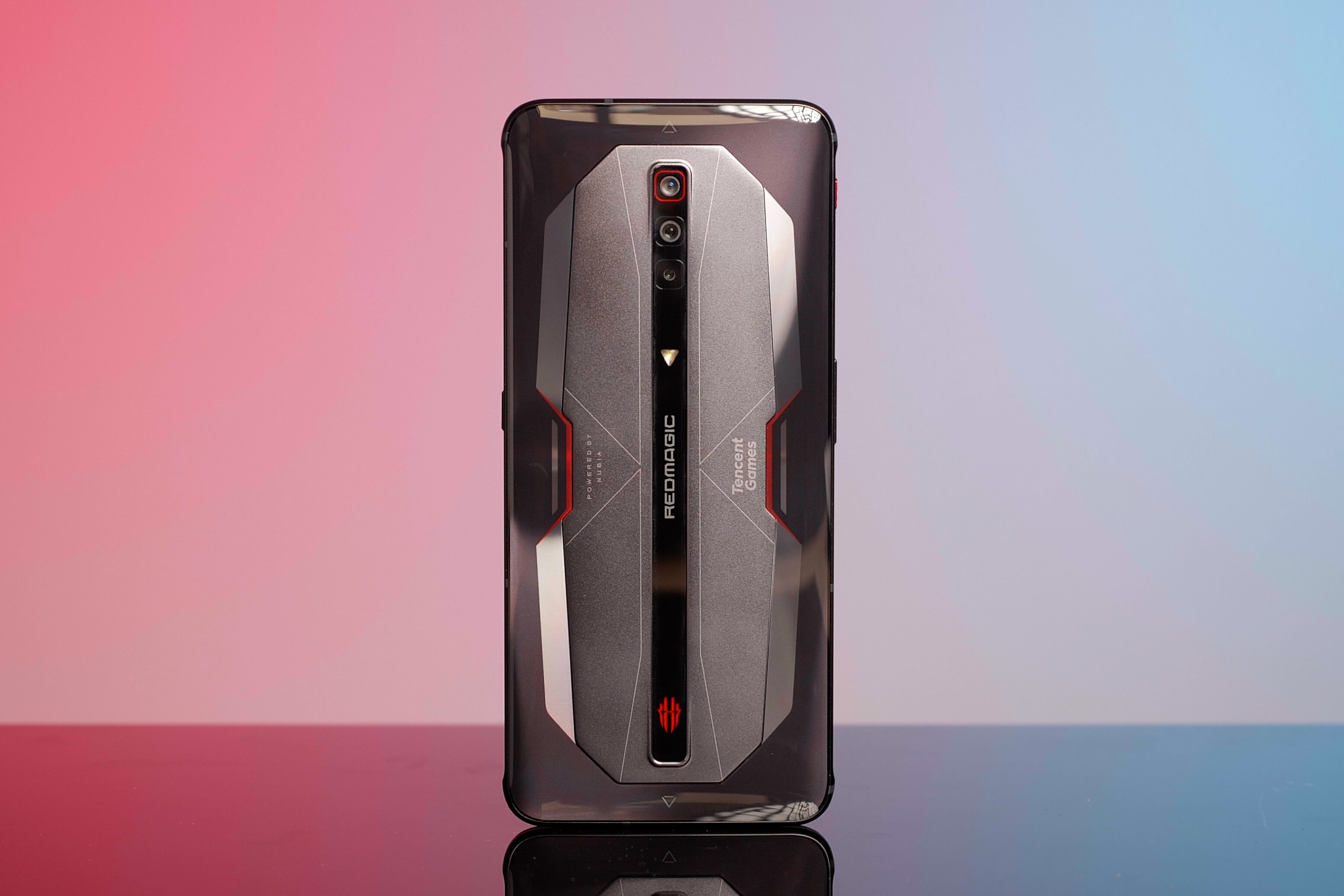 打游戏选什么电竞手机_选电竞打手机游戏好吗_选电竞打手机游戏怎么样