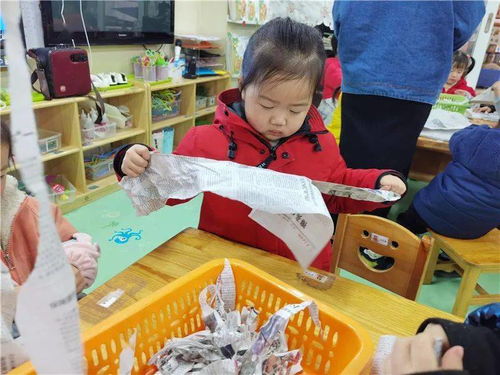 游戏撕报纸,幼儿创意游戏体验