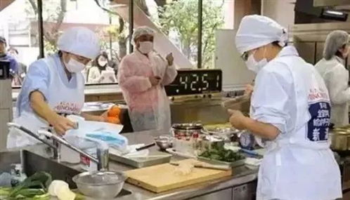 午饭游戏店,探寻美食与娱乐的完美融合